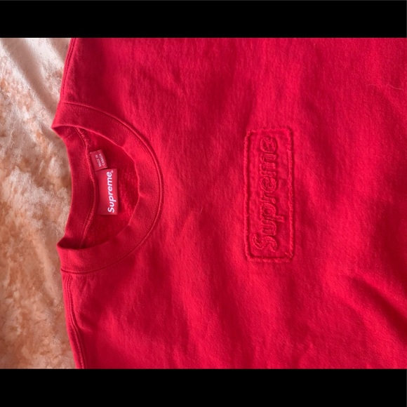 *Brand new* Supreme box logo cutout crewneck